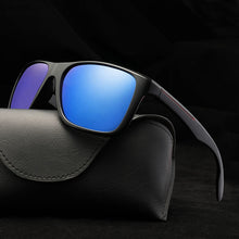 Load image into Gallery viewer, Polaroid sunglasses